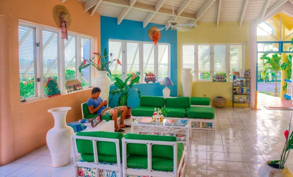 Anchorage Inn Dickenson Bay 外观 照片