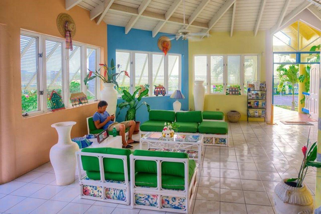 Anchorage Inn Dickenson Bay 外观 照片