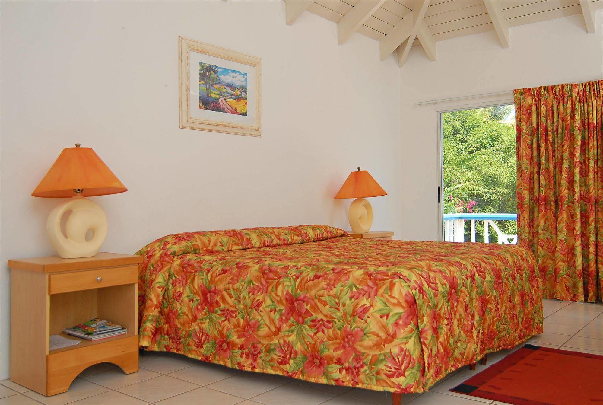 Anchorage Inn Dickenson Bay 外观 照片